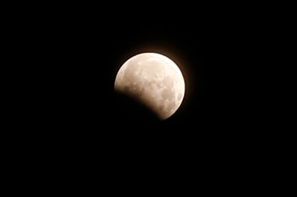 Gerhana Bulan Total 28 Juli, Wujud Bulan Lebih Kecil dari Biasanya